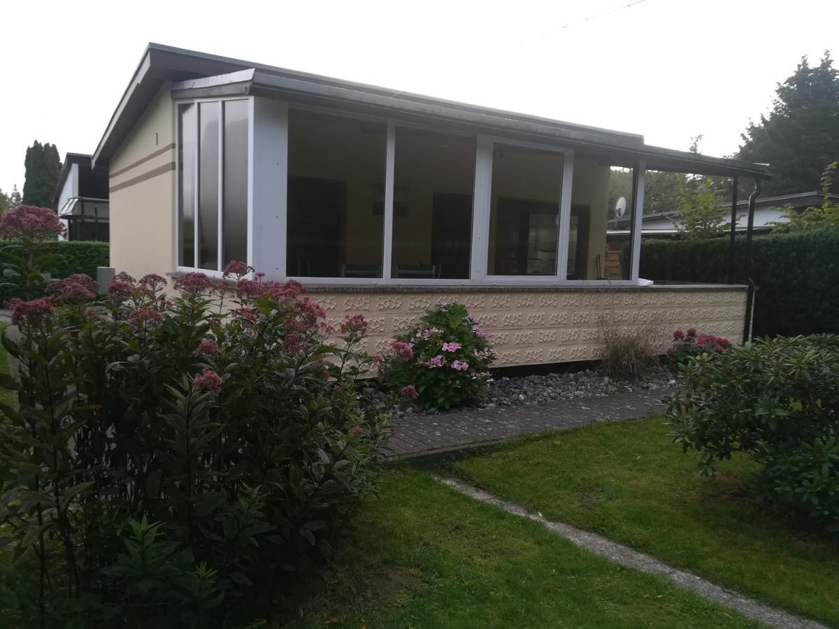 Ferienhaus Am Wald Loissin Exteriör bild