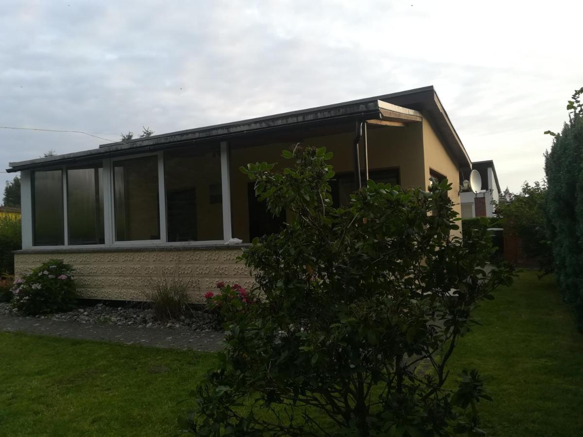 Ferienhaus Am Wald Loissin Exteriör bild